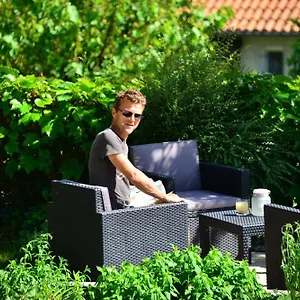 & Tables D'hotes Le Pech Grand Bed and breakfast